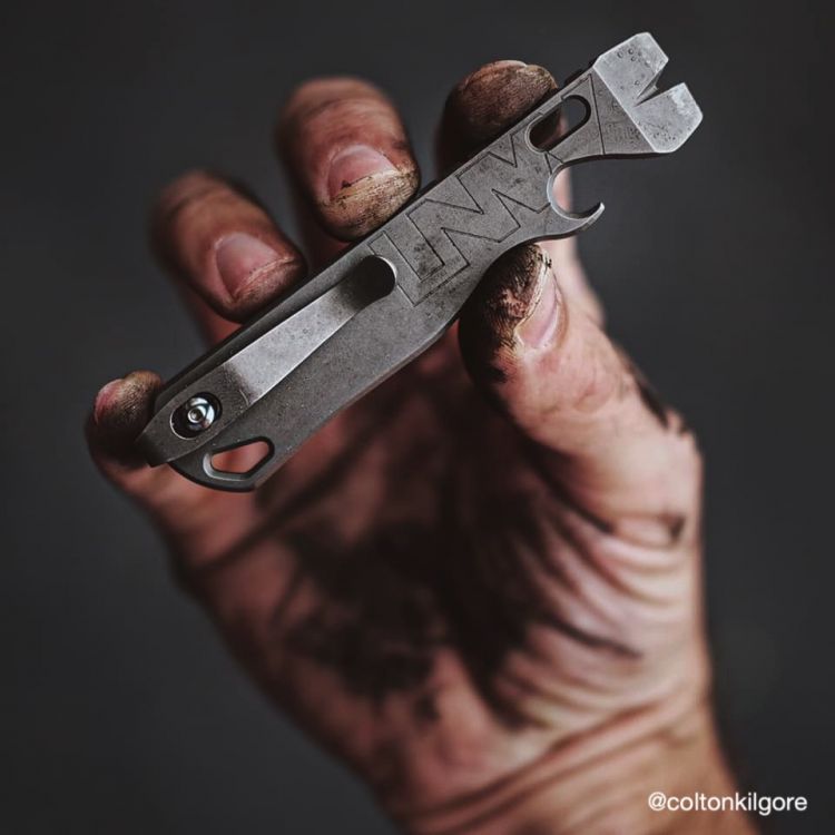 All Access Pass v1.5 "Feather" Prybar